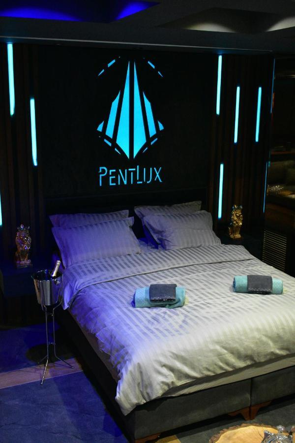 Smart Luxury Penthouse Suites - Private Sauna, Hot-Tub, Home Cinema At The Best Location In สโกเปีย ภายนอก รูปภาพ