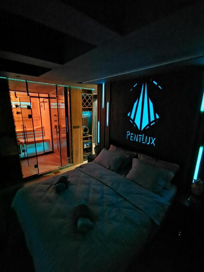 Smart Luxury Penthouse Suites - Private Sauna, Hot-Tub, Home Cinema At The Best Location In สโกเปีย ภายนอก รูปภาพ
