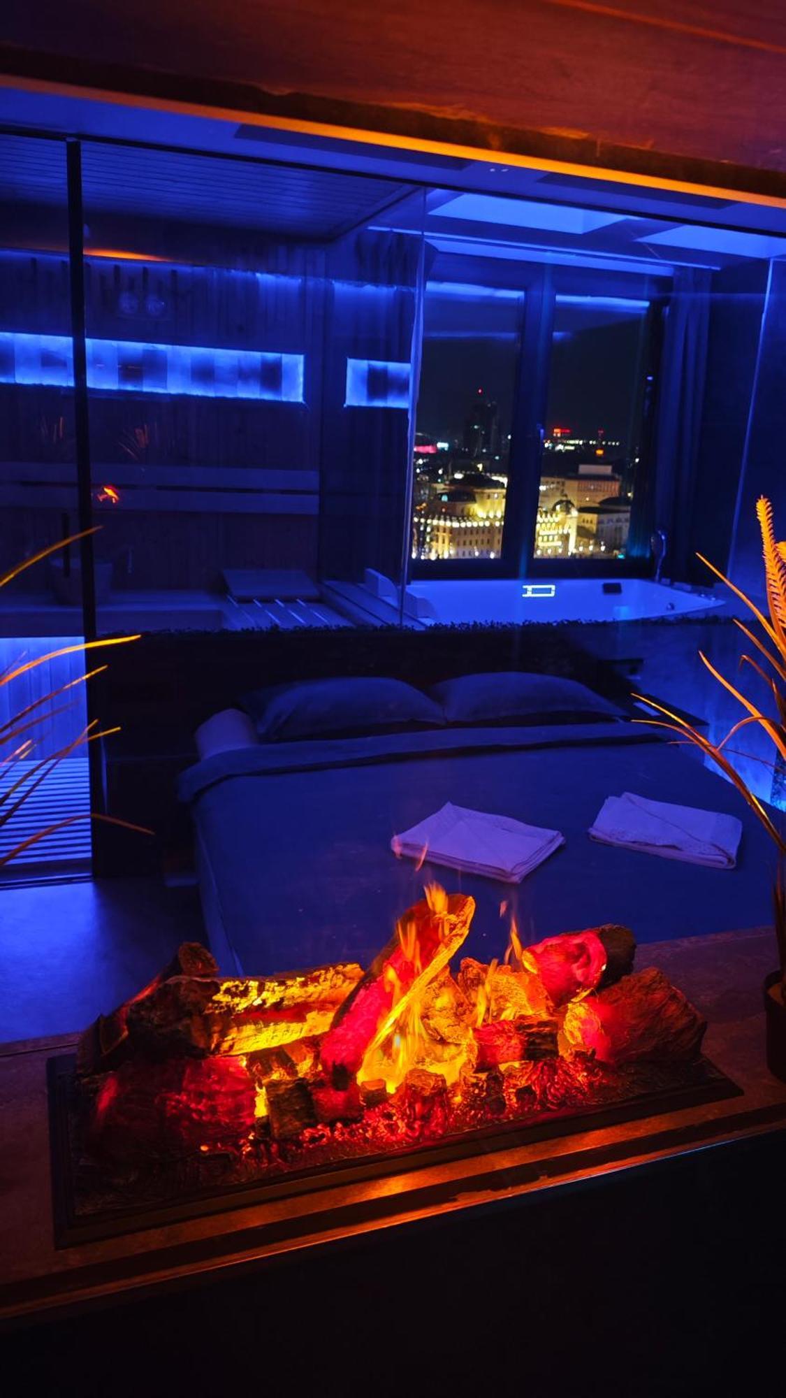 Smart Luxury Penthouse Suites - Private Sauna, Hot-Tub, Home Cinema At The Best Location In สโกเปีย ภายนอก รูปภาพ
